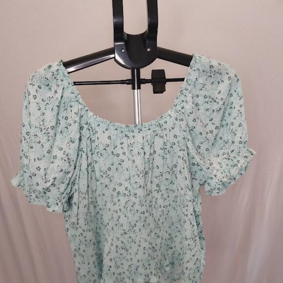 No Boundaries Juniors Print Ruffle Peasant Top with Short Sleeves - Picture 6 of 7